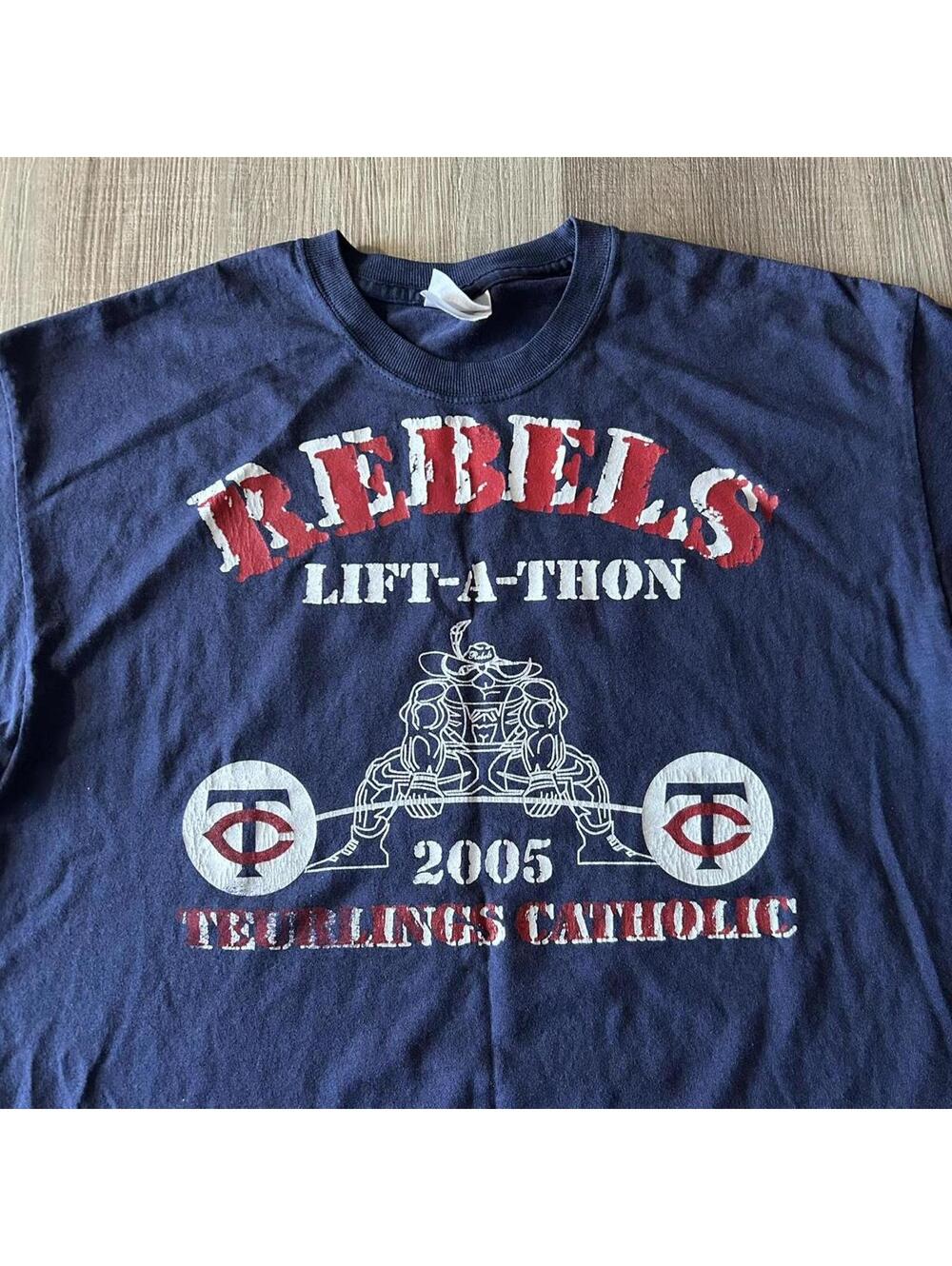 Vintage 2005 Teurlings Catholic Lift-a-thon shirt